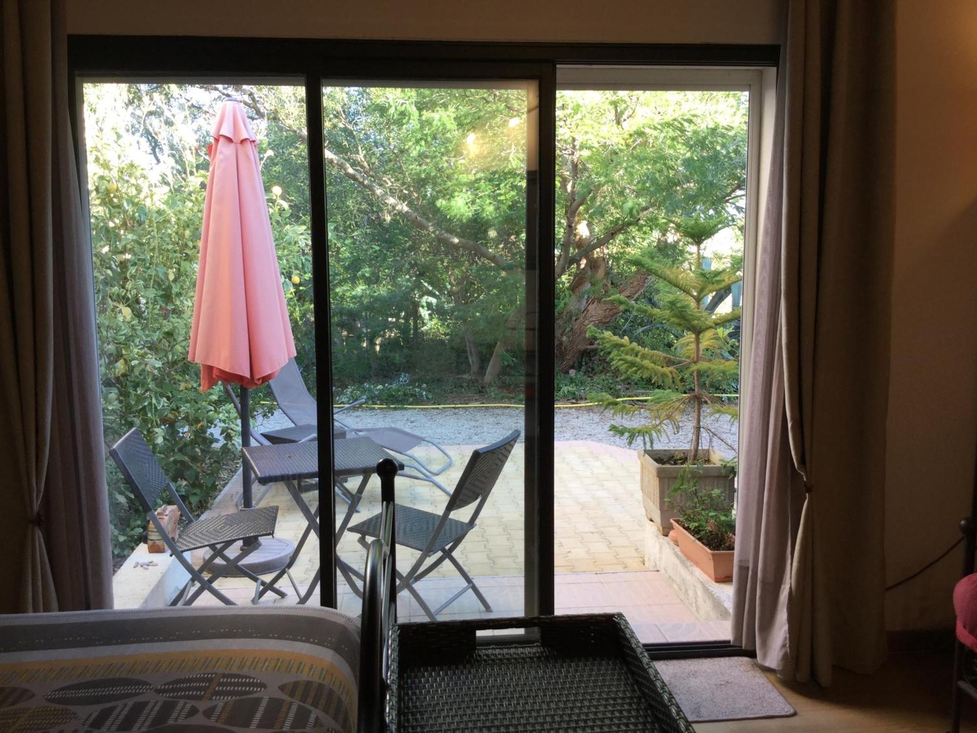Mas Soleil Et Vignes Bed & Breakfast Saint-Hippolyte  Bagian luar foto